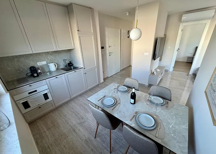 Nira Appartement Vir